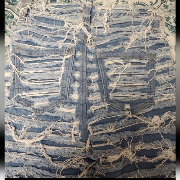 SWANK A Posh Tear It Up Jeans - Picture 5 of 6